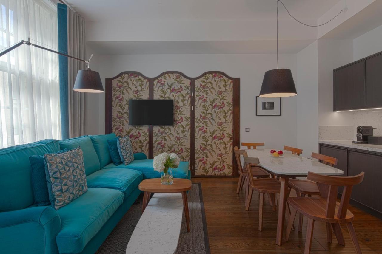 Cheval The Edinburgh Grand Aparthotel Luaran gambar A suite at the hotel