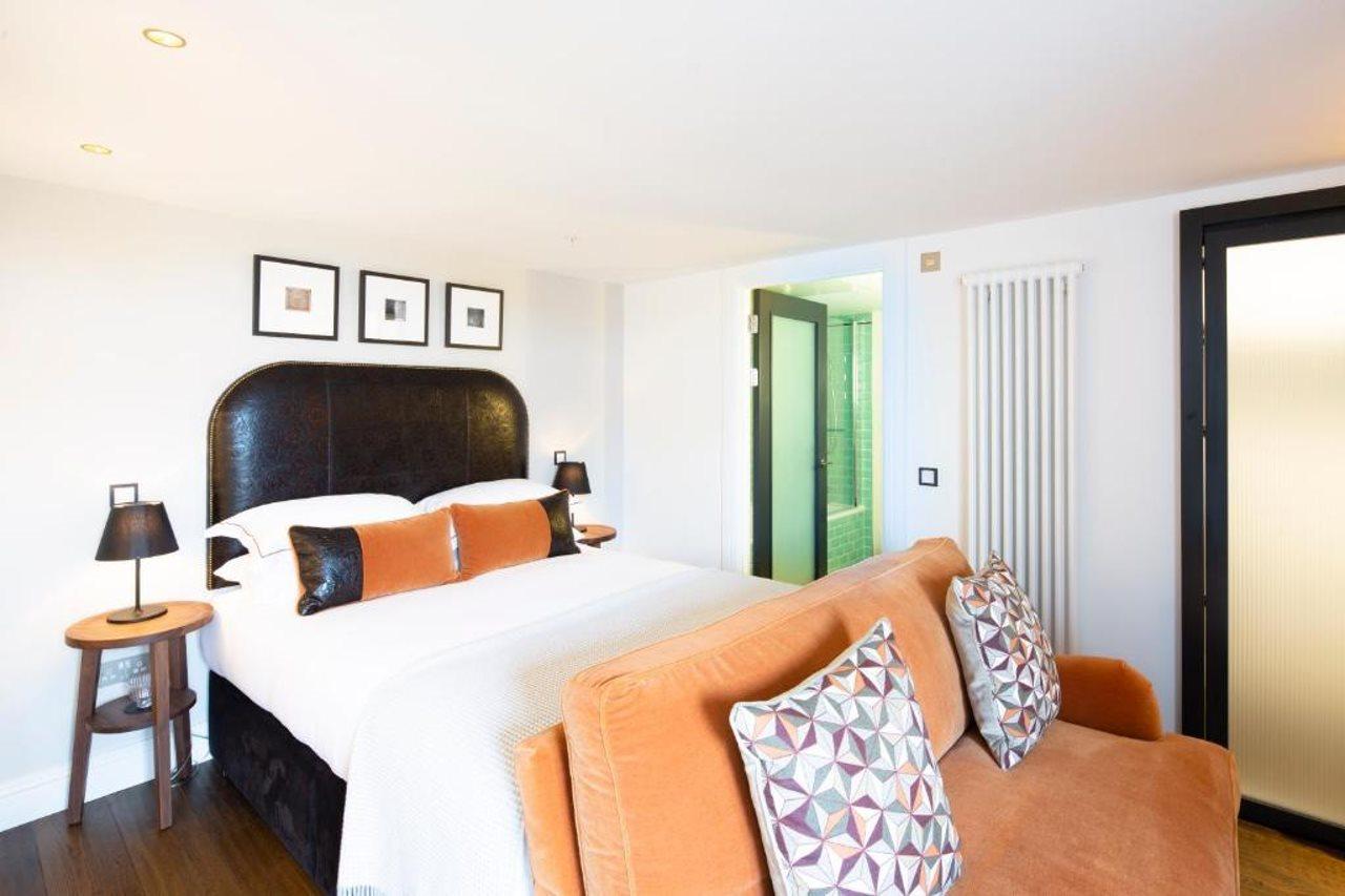 Cheval The Edinburgh Grand Aparthotel Luaran gambar A bedroom at the hotel