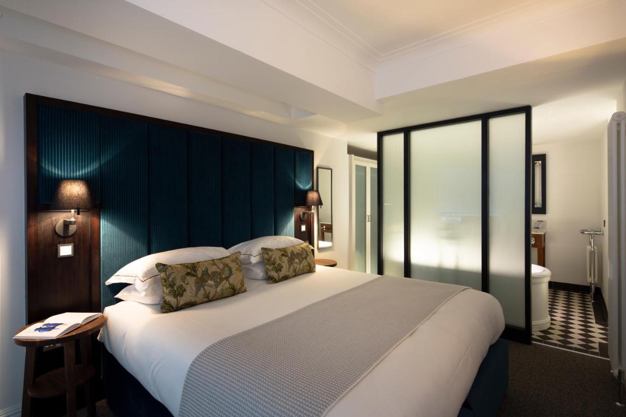 Cheval The Edinburgh Grand Aparthotel Luaran gambar A bedroom at the hotel